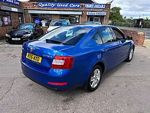 Used 2016 Skoda Octavia Se Blue - Interior and Exterior details 9
