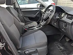 Used 2016 Skoda Octavia Se Business Black - Interior and Exterior details 16