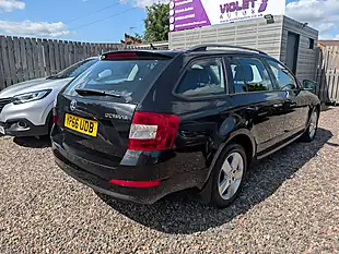 Used 2016 Skoda Octavia Se Business Black - Interior and Exterior details 19