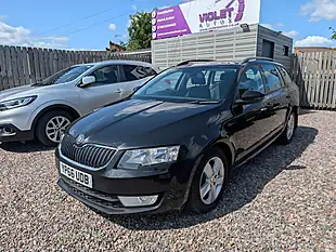 Used 2016 Skoda Octavia Se Business Black - Interior and Exterior details 2