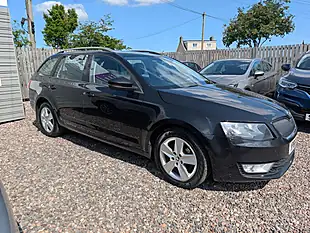 Used 2016 Skoda Octavia Se Business Black - Interior and Exterior details 3