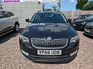 Used 2016 Skoda Octavia Se Business Black - Interior and Exterior details 5
