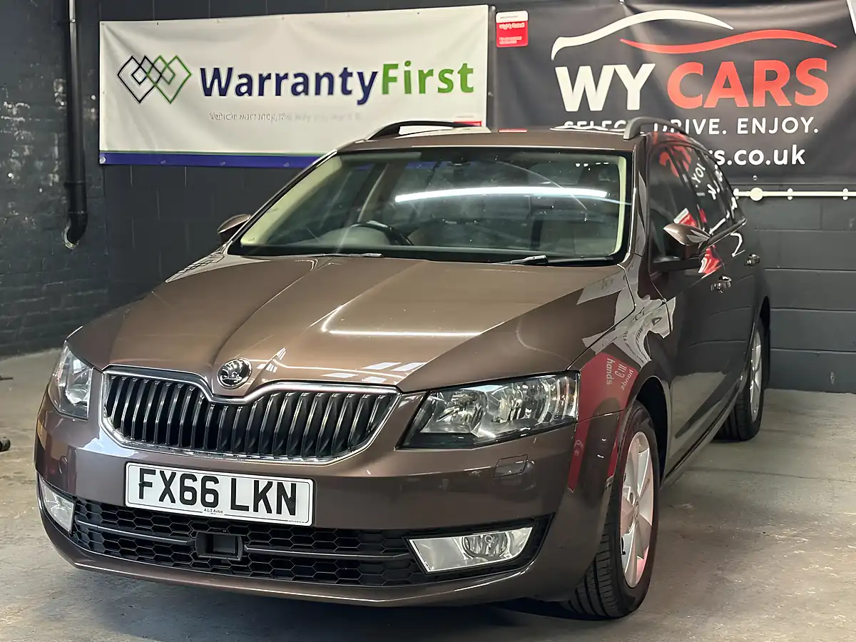 Used 2016 Skoda Octavia Se L Brown - Interior and Exterior details 2