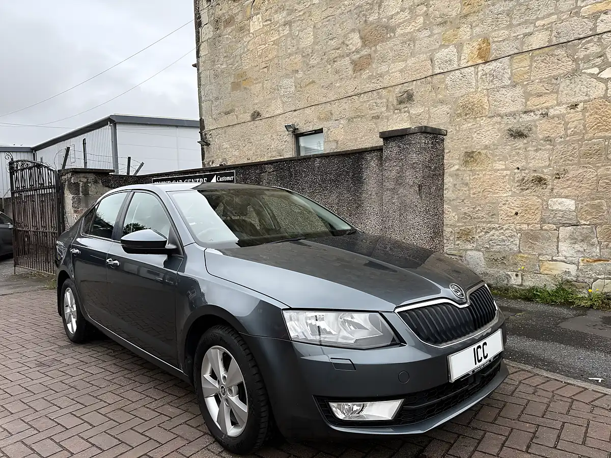 Used 2016 Skoda Octavia Se L Grey - Interior and Exterior details 13
