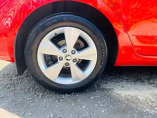 Used 2016 Skoda Octavia Se-L Red - Interior and Exterior details 10