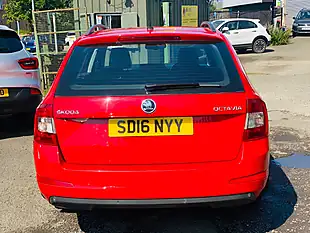 Used 2016 Skoda Octavia Se-L Red - Interior and Exterior details 7