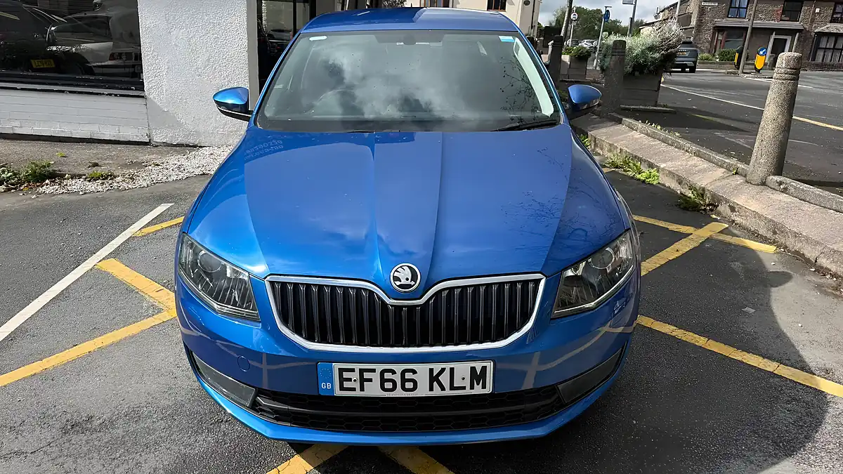 Used 2016 Skoda Octavia Se Sport Blue - Interior and Exterior details 6