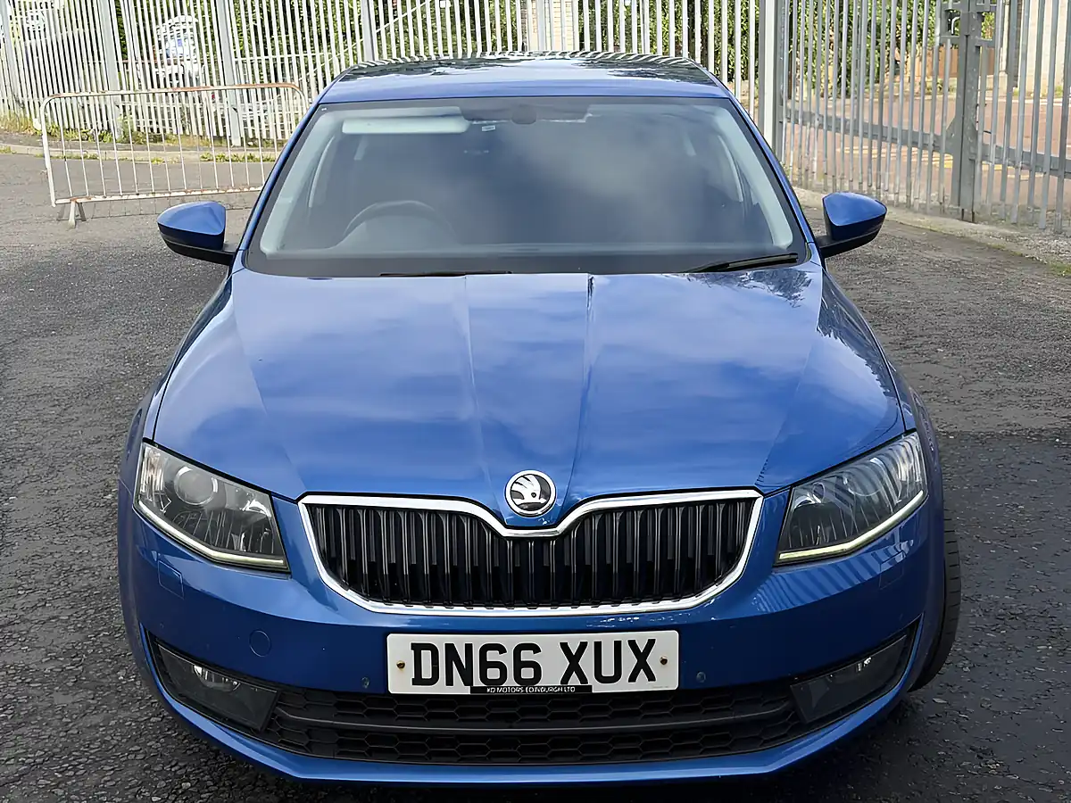 Used 2016 Skoda Octavia Se Sport Blue - Interior and Exterior details 5