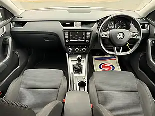 Used 2016 Skoda Octavia Se Sport White - Interior and Exterior details 10