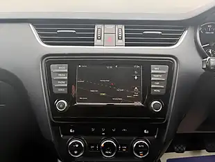 Used 2016 Skoda Octavia Se Sport White - Interior and Exterior details 12