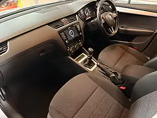 Used 2016 Skoda Octavia Se White - Interior and Exterior details 14