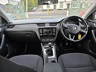 Used 2016 Skoda Octavia Se White - Interior and Exterior details 10