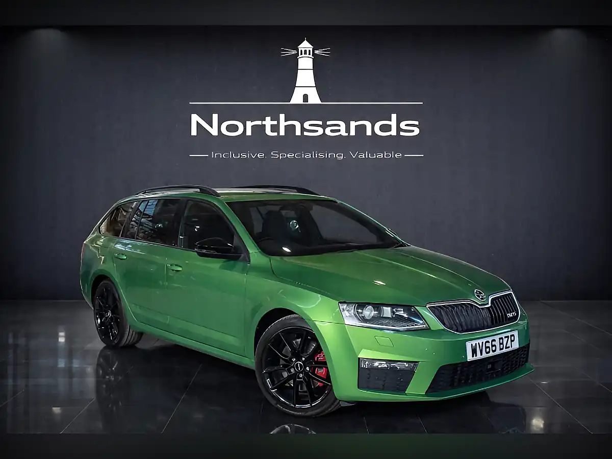 Used 2016 Skoda Octavia VRS Acid Green - Front View