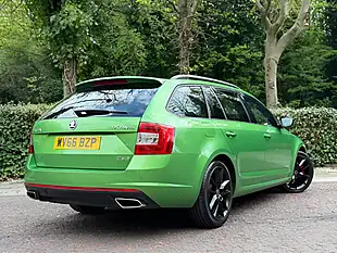 Used 2016 Skoda Octavia VRS Acid Green - Interior and Exterior details 5