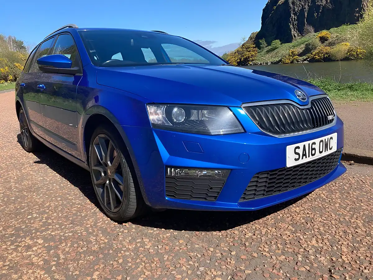 Used 2016 Skoda Octavia VRS Blue - Front View