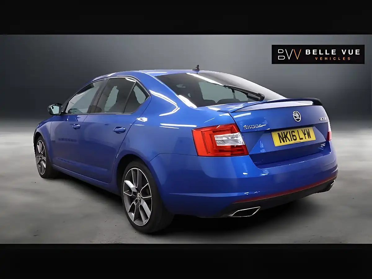 Used 2016 Skoda Octavia VRS Blue - Interior and Exterior details 5
