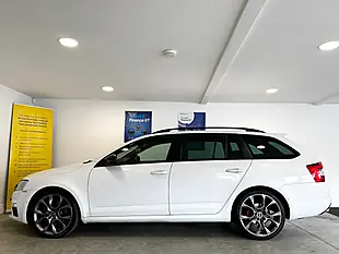 Used 2016 Skoda Octavia VRS Candy White - Interior and Exterior details 8