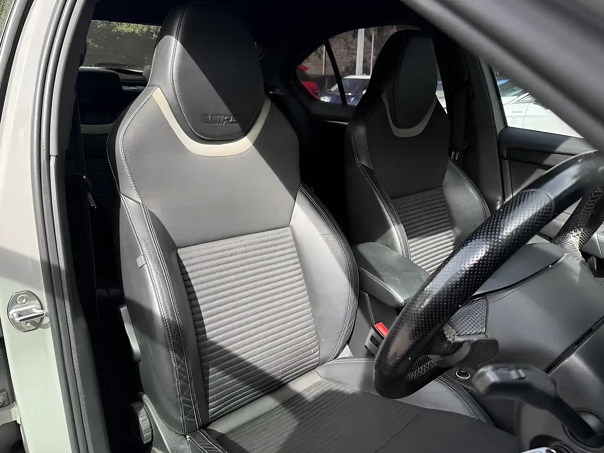 Used 2016 Skoda Octavia VRS Grey - Interior and Exterior details 11