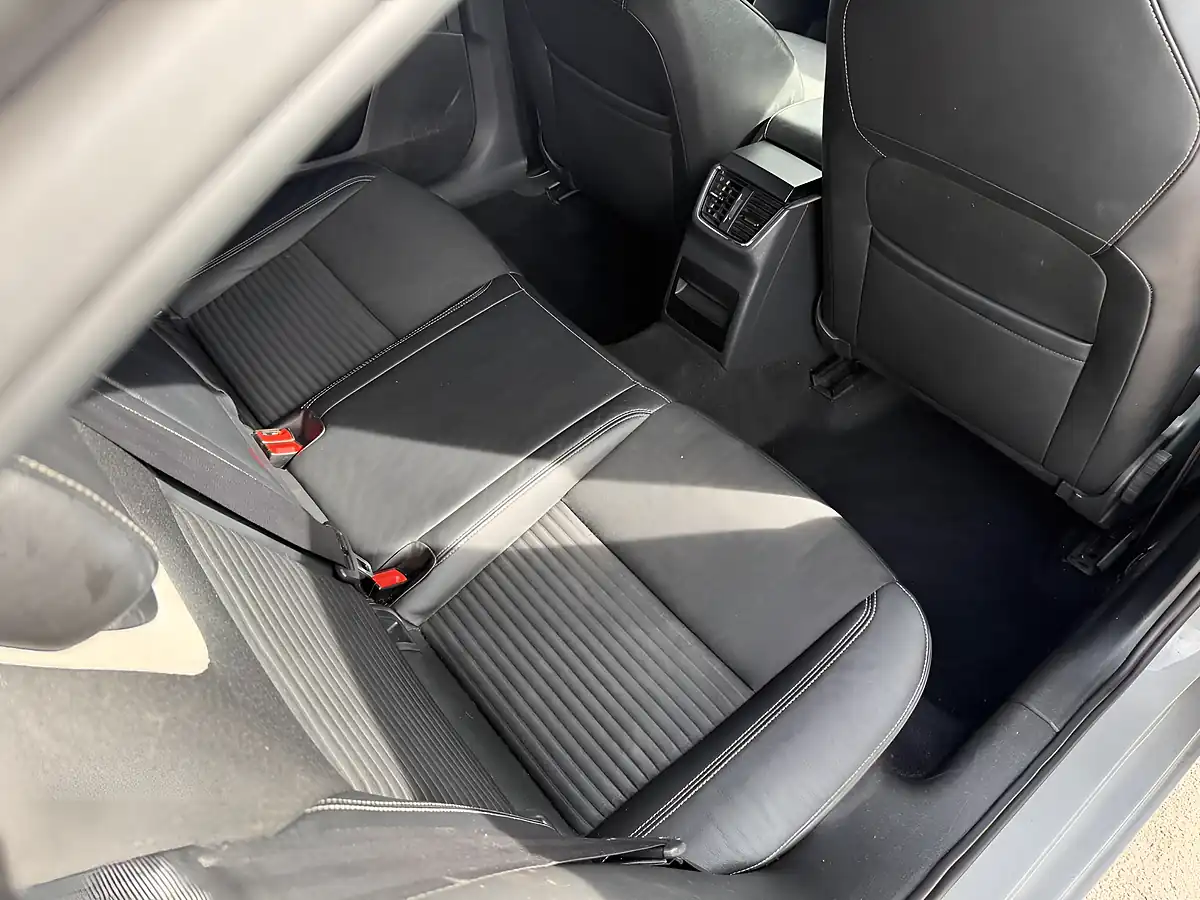 Used 2016 Skoda Octavia VRS Grey - Interior and Exterior details 13