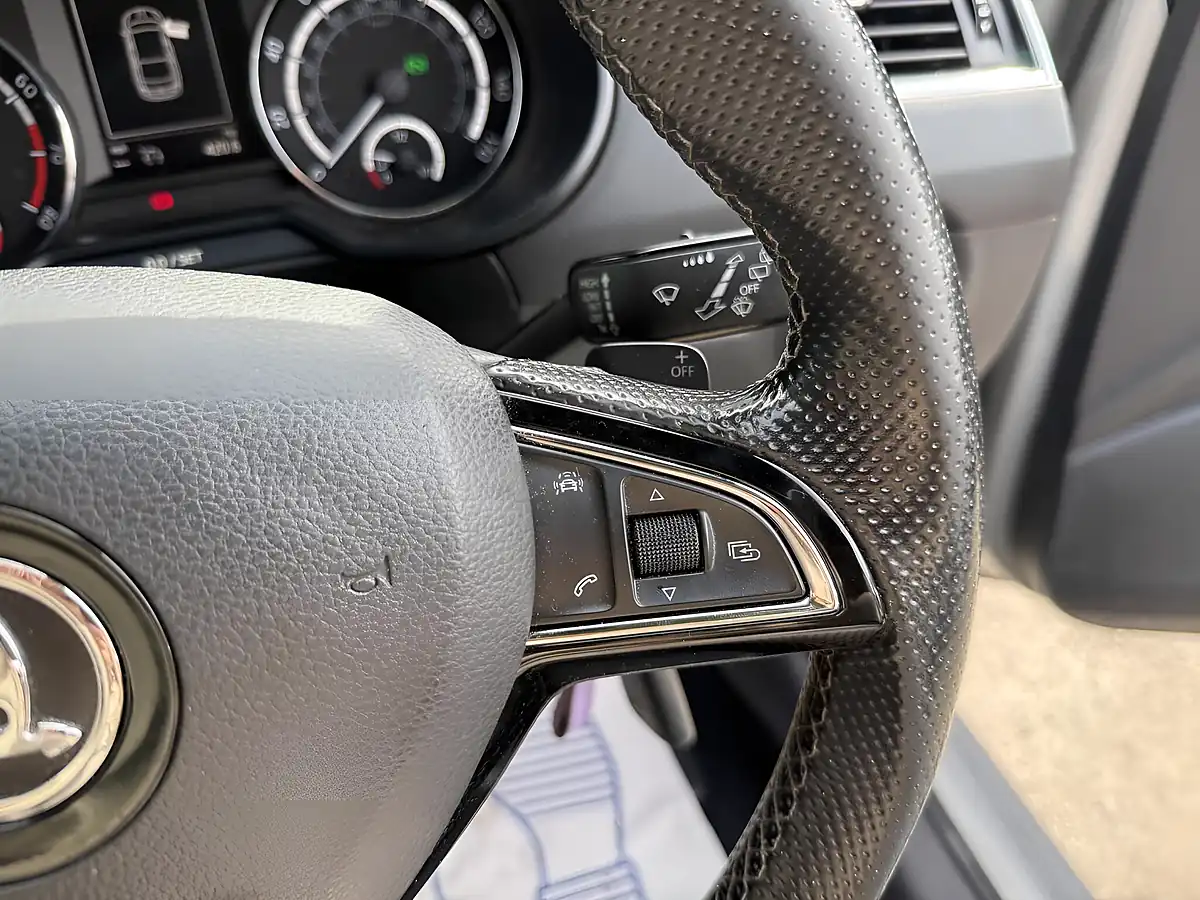 Used 2016 Skoda Octavia VRS Grey - Interior and Exterior details 15