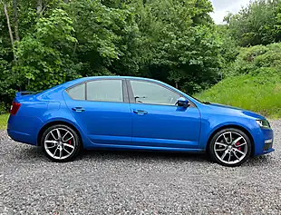 Used 2016 Skoda Octavia VRS Race Blue - Interior and Exterior details 2