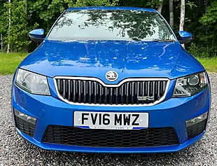 Used 2016 Skoda Octavia VRS Race Blue - Interior and Exterior details 8