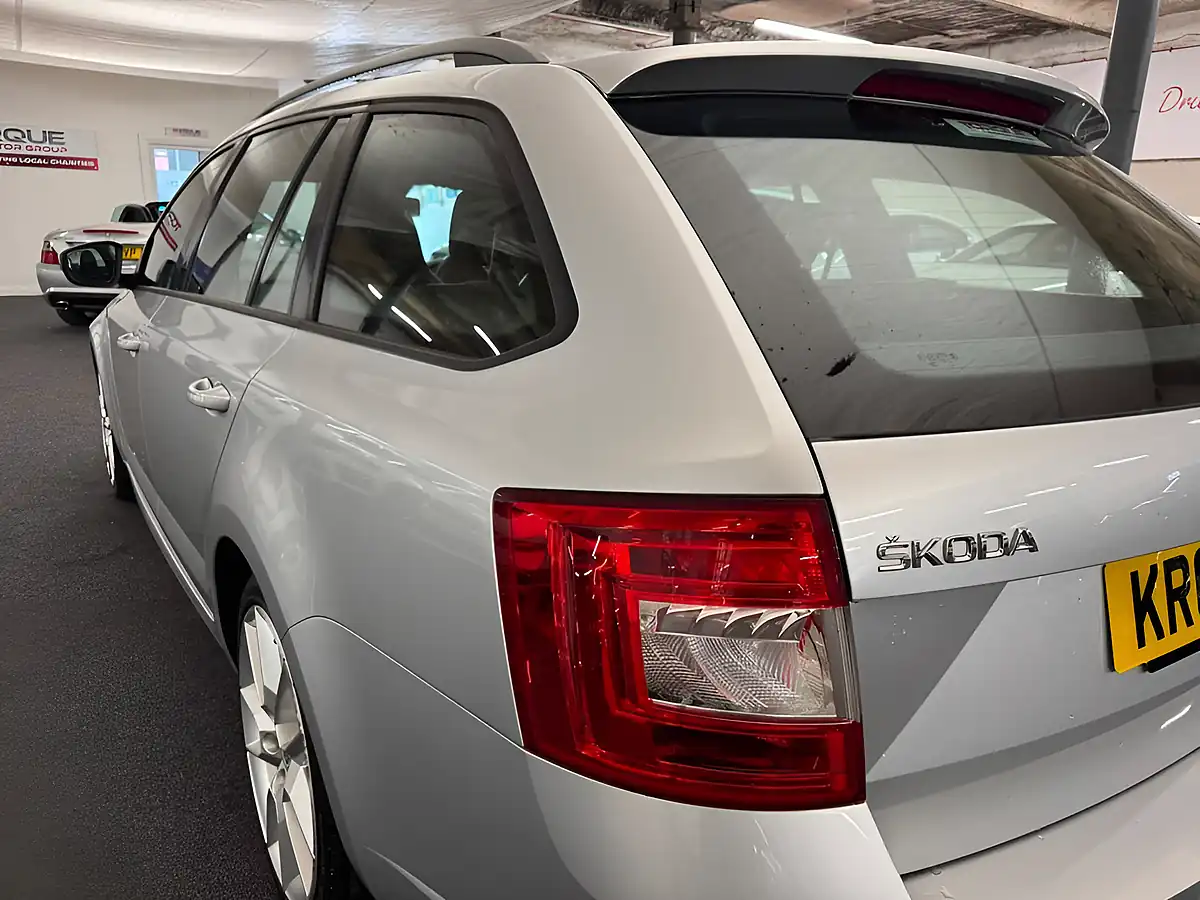 Used 2016 Skoda Octavia VRS Silver - Interior and Exterior details 10