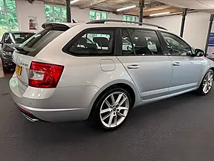 Used 2016 Skoda Octavia VRS Silver - Interior and Exterior details 17