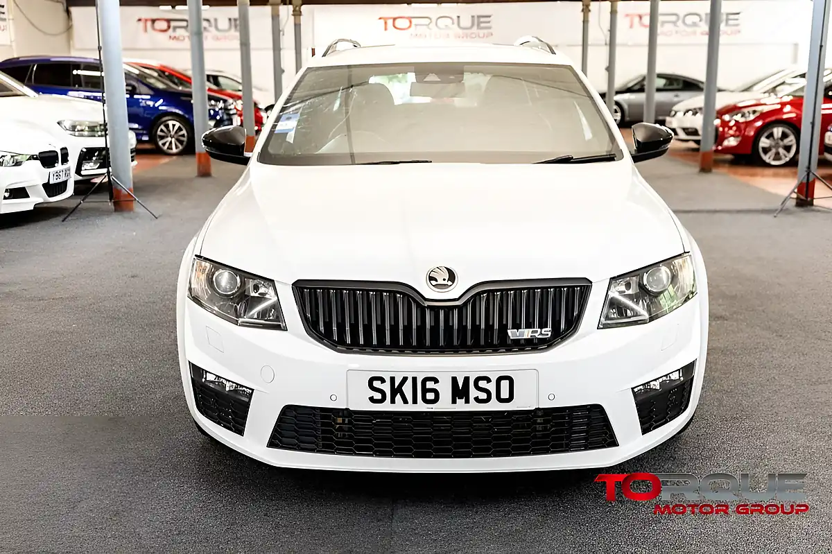 Used 2016 Skoda Octavia VRS White - Interior and Exterior details 10