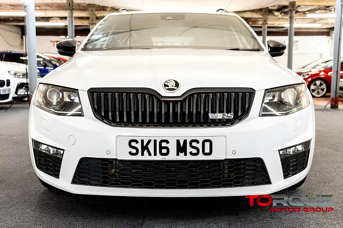 Used 2016 Skoda Octavia VRS White - Interior and Exterior details 11