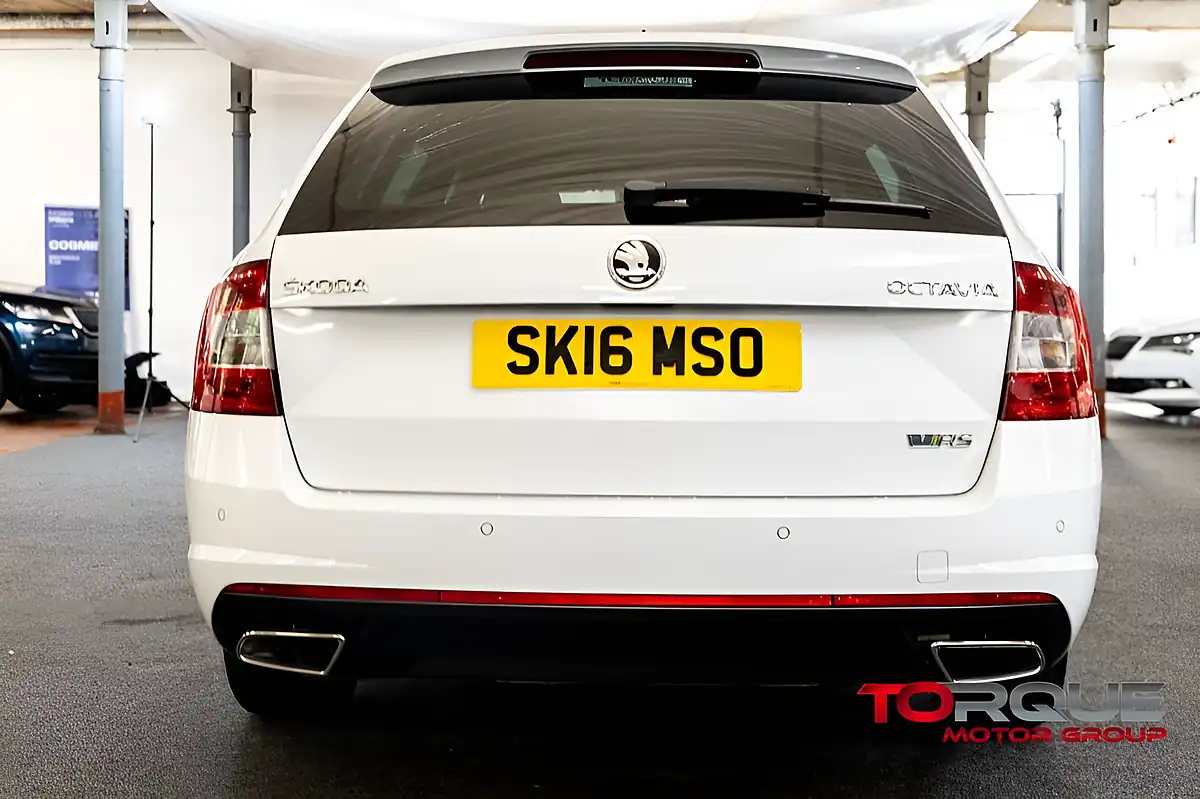 Used 2016 Skoda Octavia VRS White - Interior and Exterior details 18