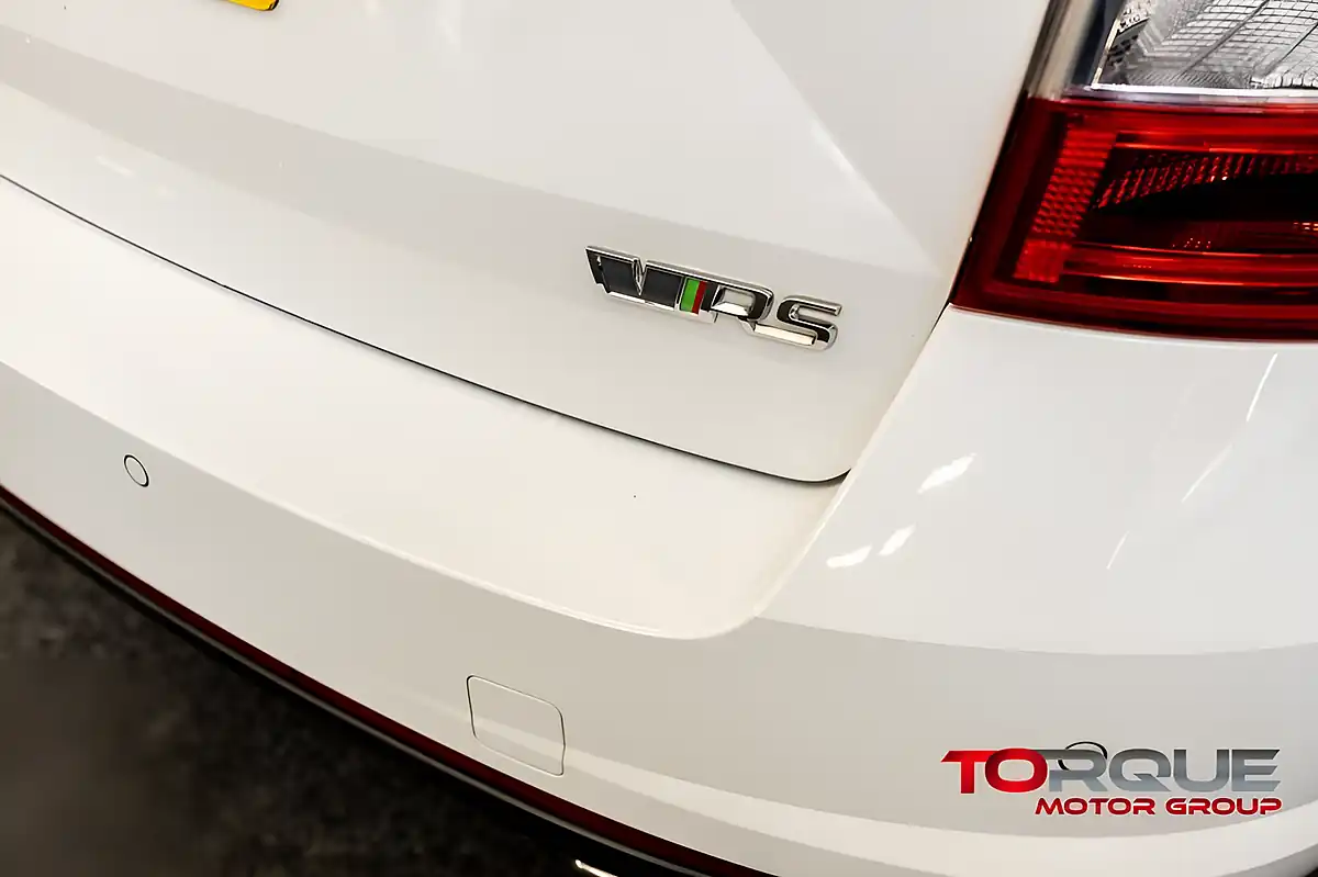 Used 2016 Skoda Octavia VRS White - Interior and Exterior details 20