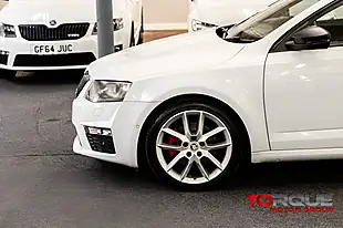 Used 2016 Skoda Octavia VRS White - Interior and Exterior details 5