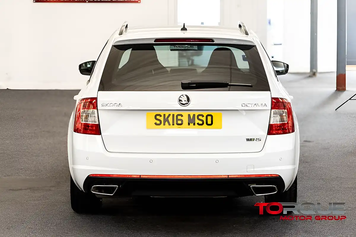 Used 2016 Skoda Octavia VRS White - Interior and Exterior details 7