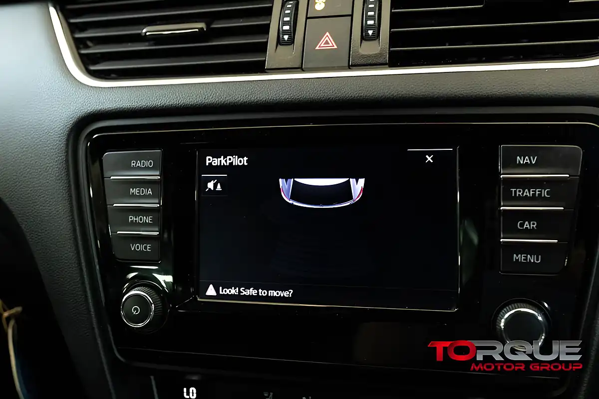 Used 2016 Skoda Octavia VRS White - Interior and Exterior details 13
