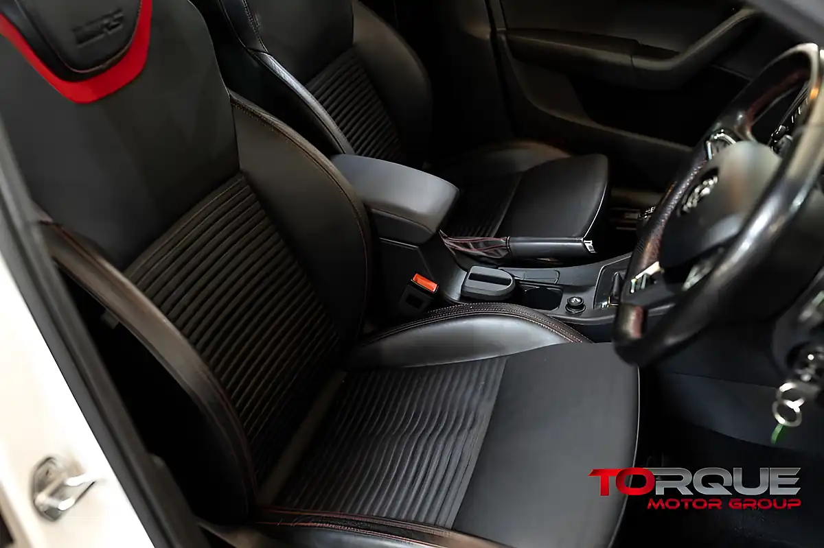 Used 2016 Skoda Octavia VRS White - Interior and Exterior details 18