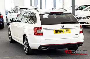 Used 2016 Skoda Octavia VRS White - Interior and Exterior details 6
