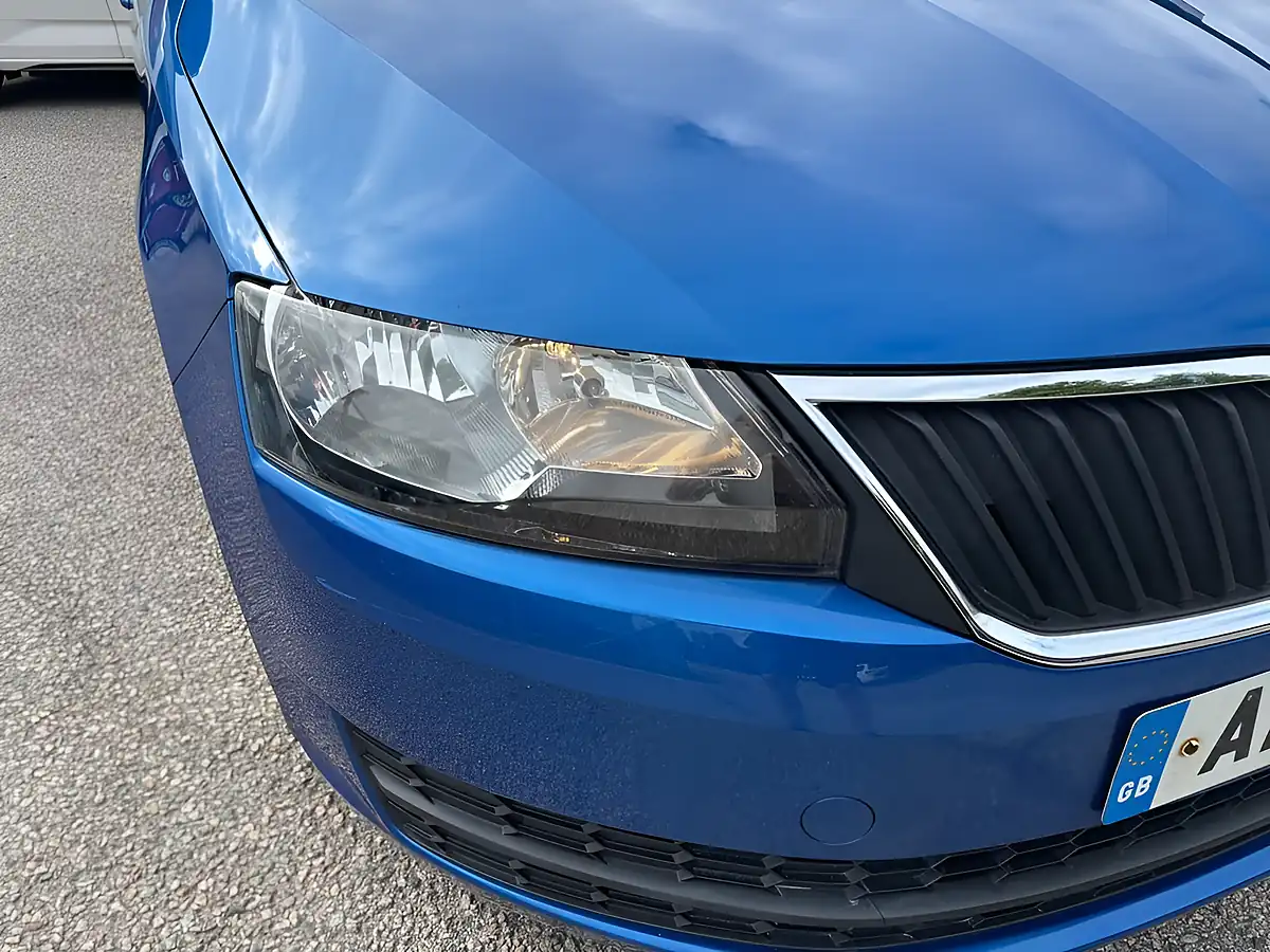 Used 2016 Skoda Rapid Spaceback S Blue - Interior and Exterior details 12