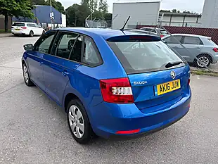 Used 2016 Skoda Rapid Spaceback S Blue - Interior and Exterior details 4