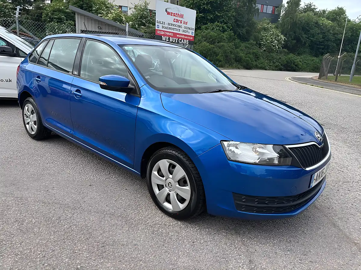 Used 2016 Skoda Rapid Spaceback S Blue - Interior and Exterior details 5
