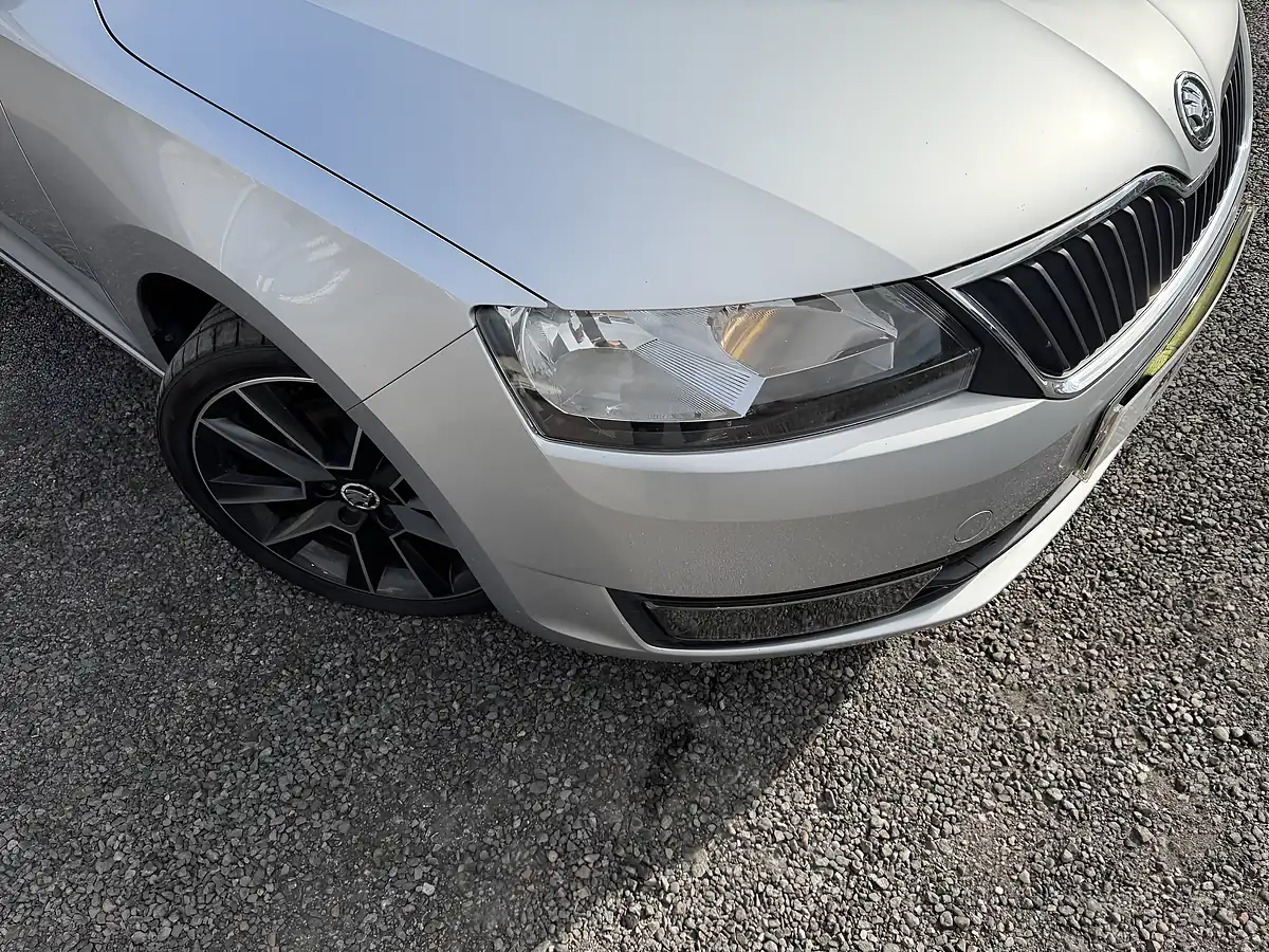 Used 2016 Skoda Rapid Spaceback Se Sport Silver - Interior and Exterior details 2