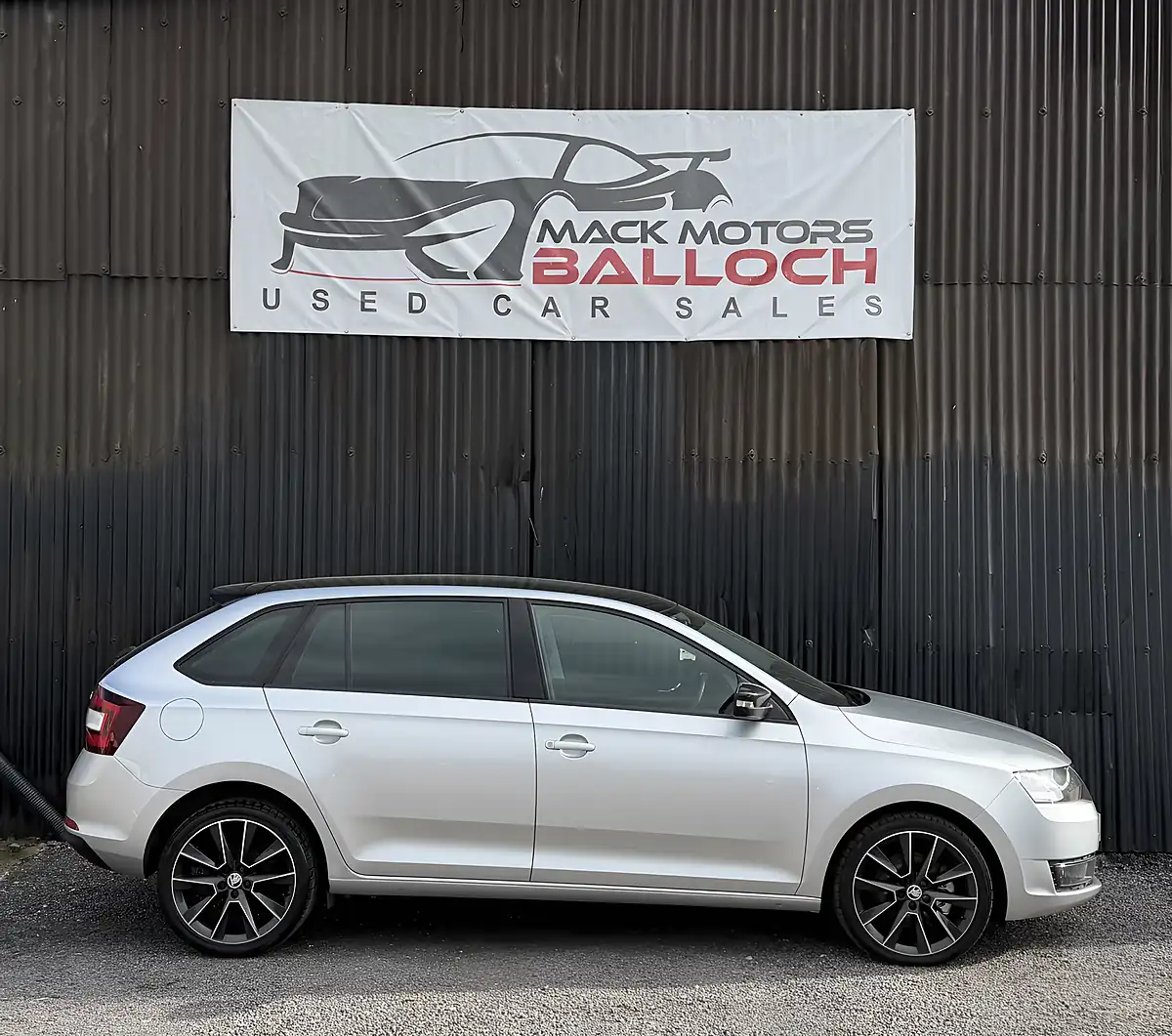 Used 2016 Skoda Rapid Spaceback Se Sport Silver - Interior and Exterior details 4