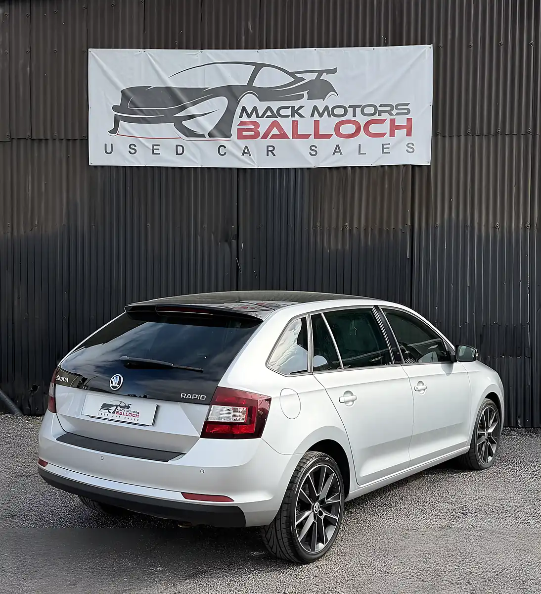 Used 2016 Skoda Rapid Spaceback Se Sport Silver - Interior and Exterior details 5