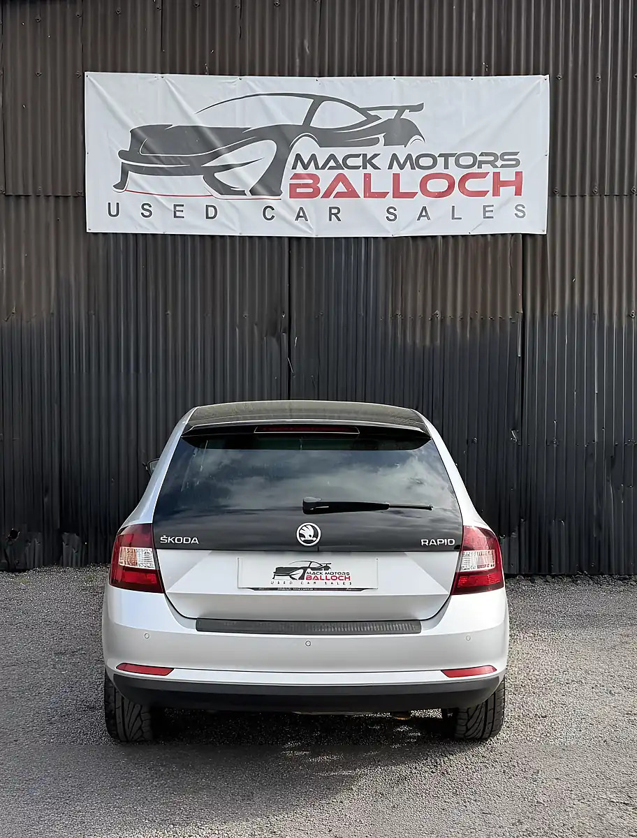 Used 2016 Skoda Rapid Spaceback Se Sport Silver - Interior and Exterior details 6