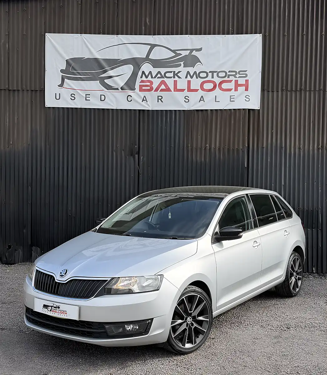 Used 2016 Skoda Rapid Spaceback Se Sport Silver - Interior and Exterior details 9