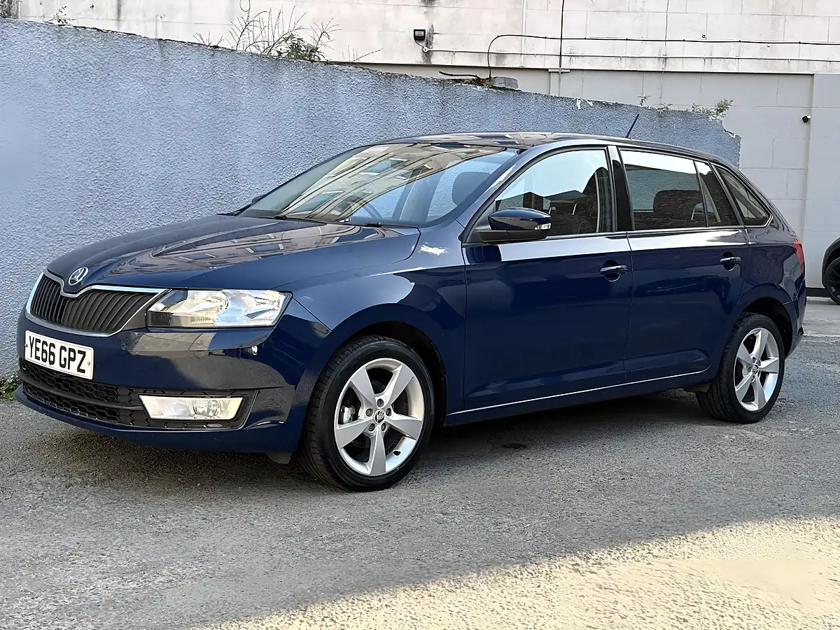 Used 2016 Skoda Rapid Spaceback Se Tech Blue - Interior and Exterior details 2