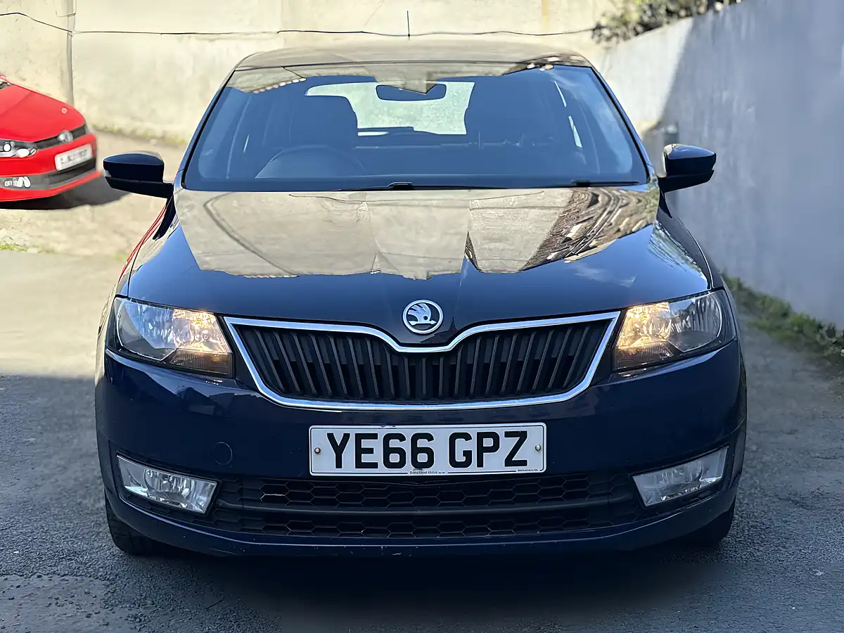 Used 2016 Skoda Rapid Spaceback Se Tech Blue - Interior and Exterior details 7