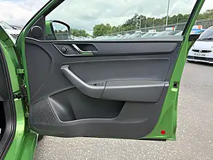 Used 2016 Skoda Rapid Spaceback Se Tech Green - Interior and Exterior details 19