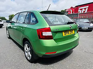 Used 2016 Skoda Rapid Spaceback Se Tech Green - Interior and Exterior details 9