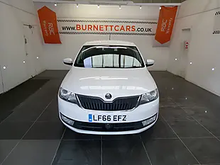 Used 2016 Skoda Rapid Spaceback Se Tech White - Interior and Exterior details 4